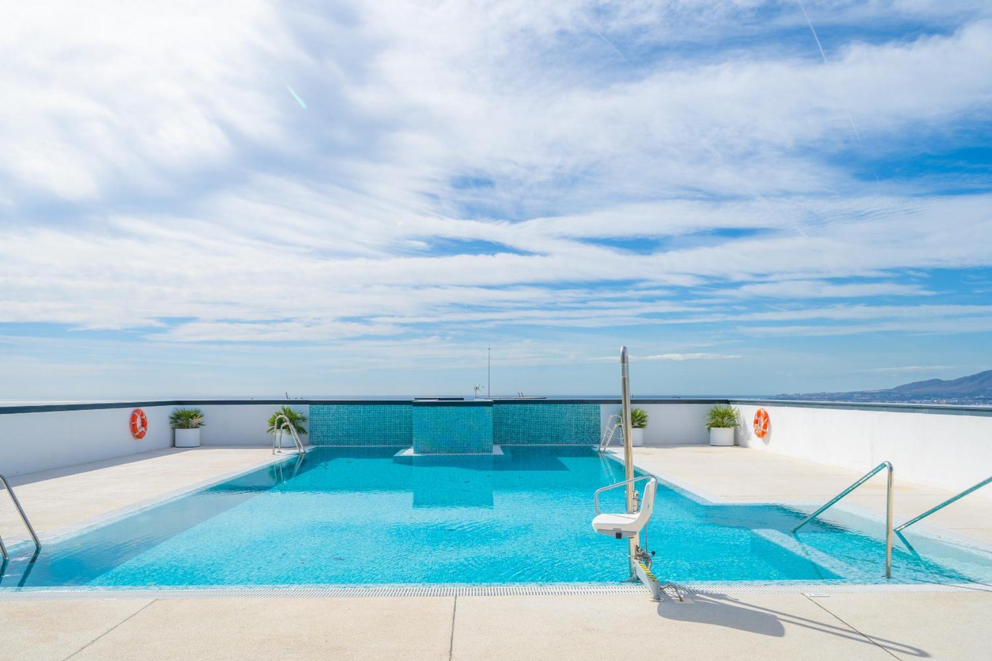 Xpce Urban 4 Malaga Skyline - Free Parking Apartman Kültér fotó